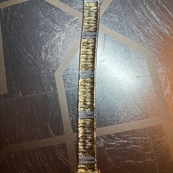 Roberto Coin Diamond 18k Gold Elephant Skin Wide Flex Bracelet - Picture 4 of 10